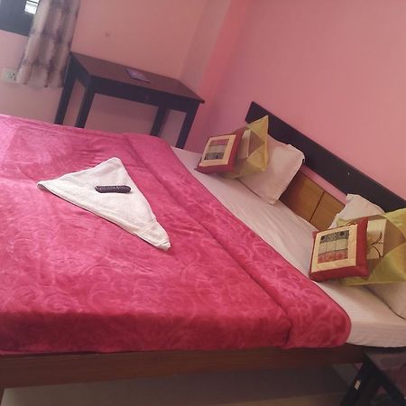 Yatri Guest House New Delhi Exterior photo