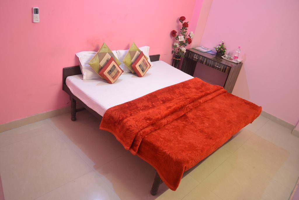 Yatri Guest House New Delhi Exterior photo